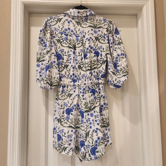 Petal + Pup Floral Romper Size Small - Picture 2 of 5